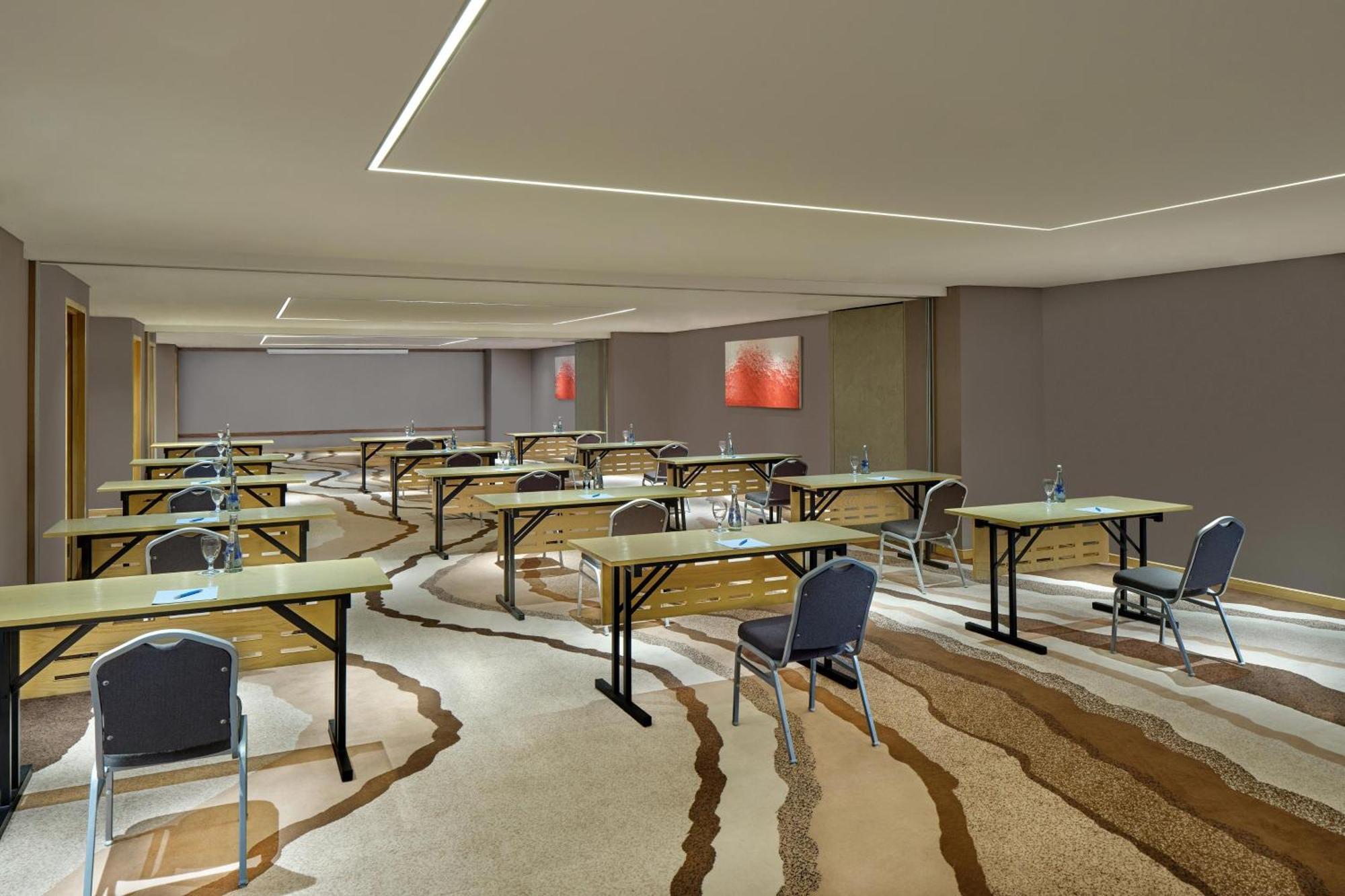 Four Points By Sheraton Balikpapan Екстериор снимка