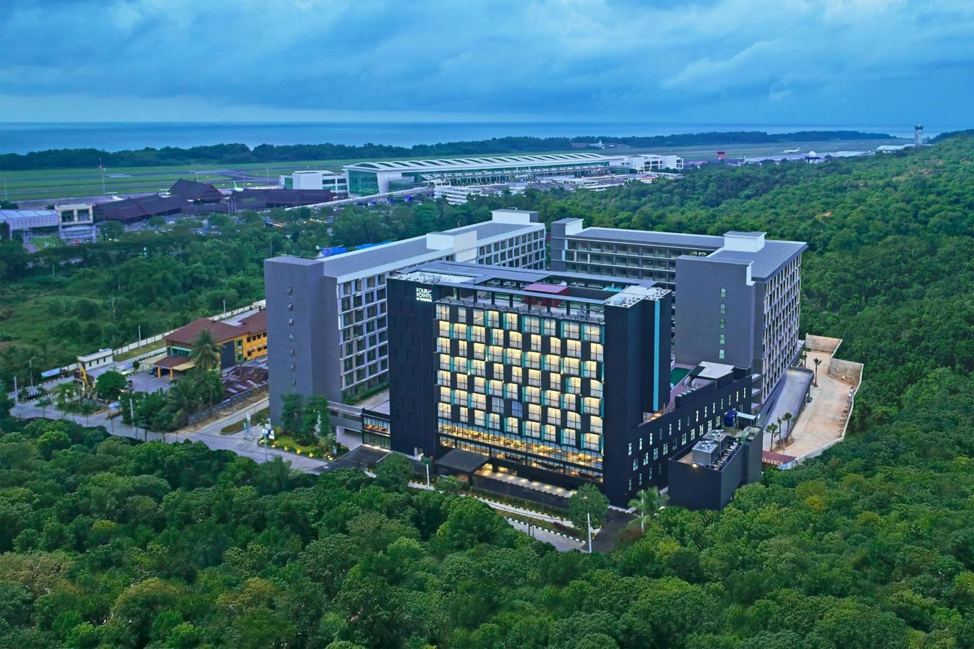 Four Points By Sheraton Balikpapan Екстериор снимка